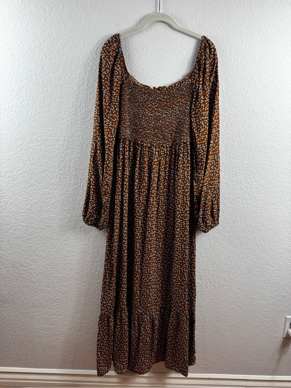 NWT Dokotoo Brown Floral Smocked Long Sleeve Maxi Dress XL - Picture 4 of 12